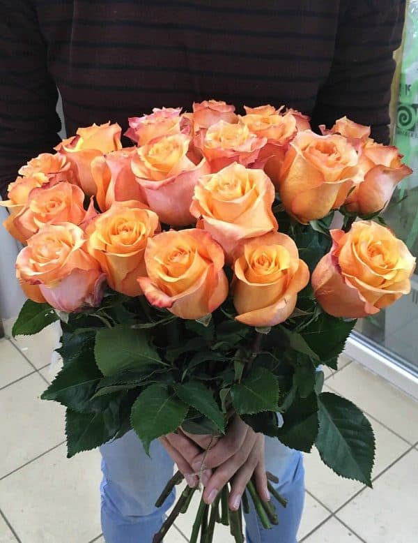 Букет оранжевы роз 40 см