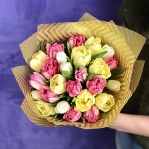 Букет из пионовидных тюльпанов (микс)