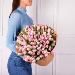 99 розовых тюльпанов