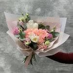 Нежный букет с гортензией , гиацинтами и воздушной стифой_5e888b19d7345.jpeg