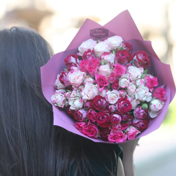 Доставка цветов "Нежно-розовые кустовые розочки"
