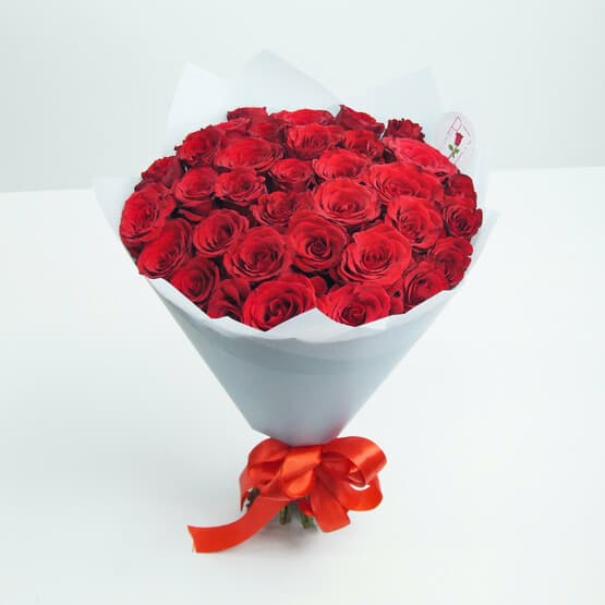 Букет из 35 красных роз (40см)