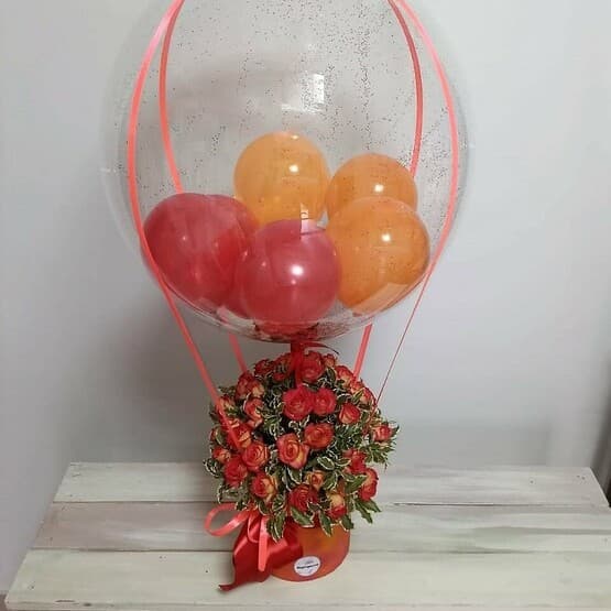 Большой шар баблс с конфетти и розами