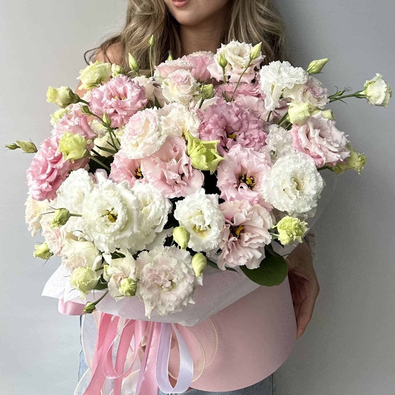 photo_5296444564832980477_y