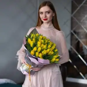 51 желтый тюльпан