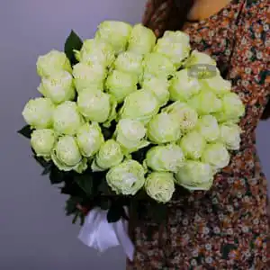 Букет белых роз